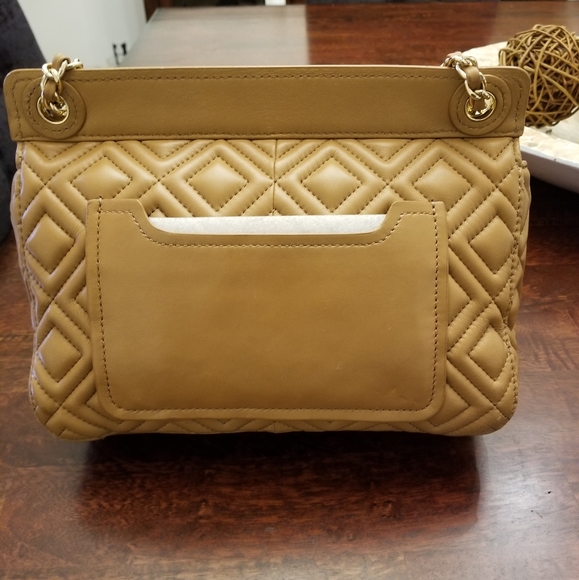 Tory Burch Marion Quilted Small Shoulder Bag - Picture 2 of 4